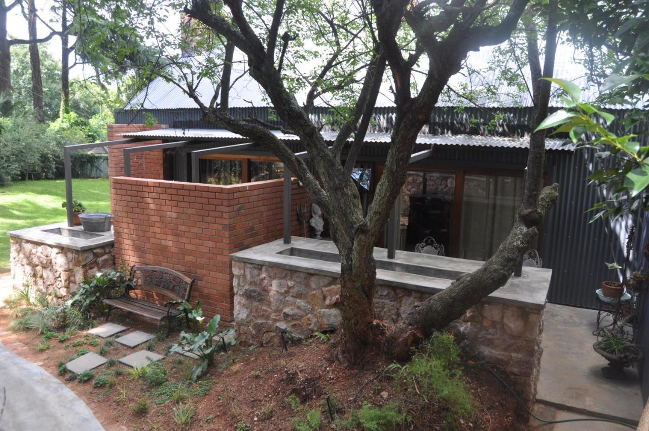 Festina Lente Guesthouse Johannesburg Bagian luar foto